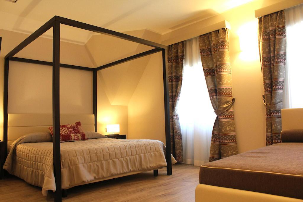 Hotel Nido Dell'Aquila アッセルジ エクステリア 写真