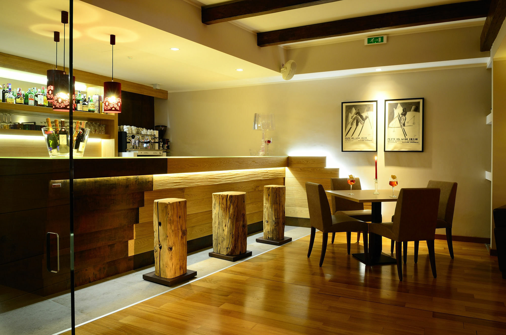 Hotel Nido Dell'Aquila アッセルジ エクステリア 写真