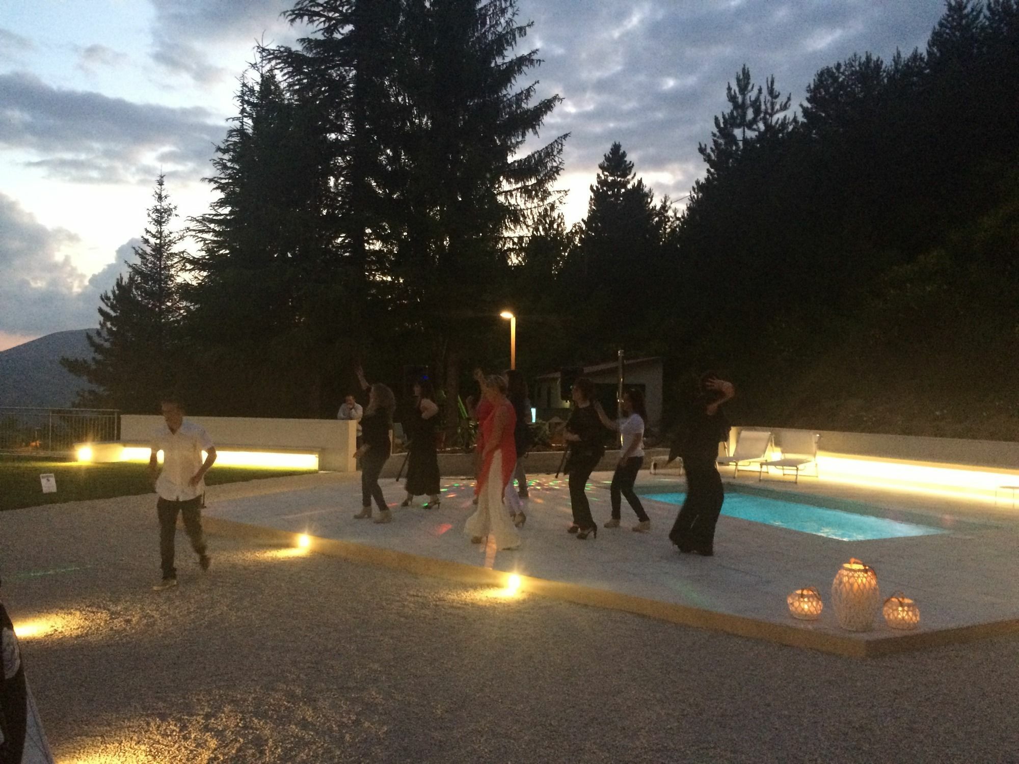 Hotel Nido Dell'Aquila アッセルジ エクステリア 写真